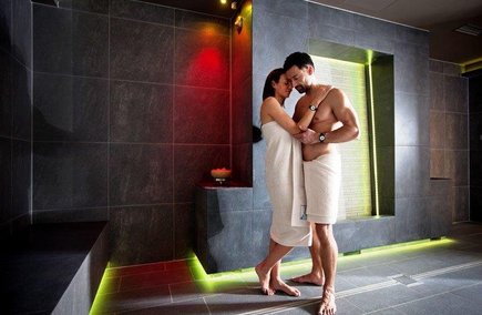 Kräuter-Salz-Grotte in der Parktherme Bad Radkersburg Kräuter-Salz-Grotte in der Parktherme Bad Radkersburg