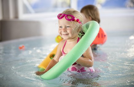 Kind im Erlebnisbereich der Parktherme Kind im Erlebnisbereich der Parktherme