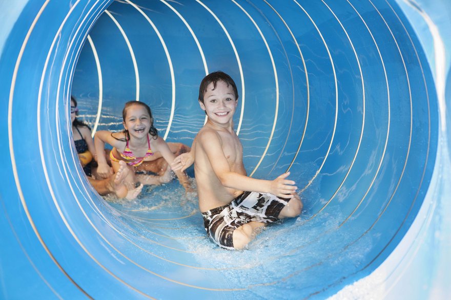 Spaß in der Wasserrutsche (c) Parktherme Bad Radkersburg Spaß in der Wasserrutsche (c) Parktherme Bad Radkersburg
