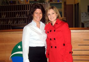 Dir. Claudia Wendner mit Schlagersängerin Helene Fischer im Vitalhotel